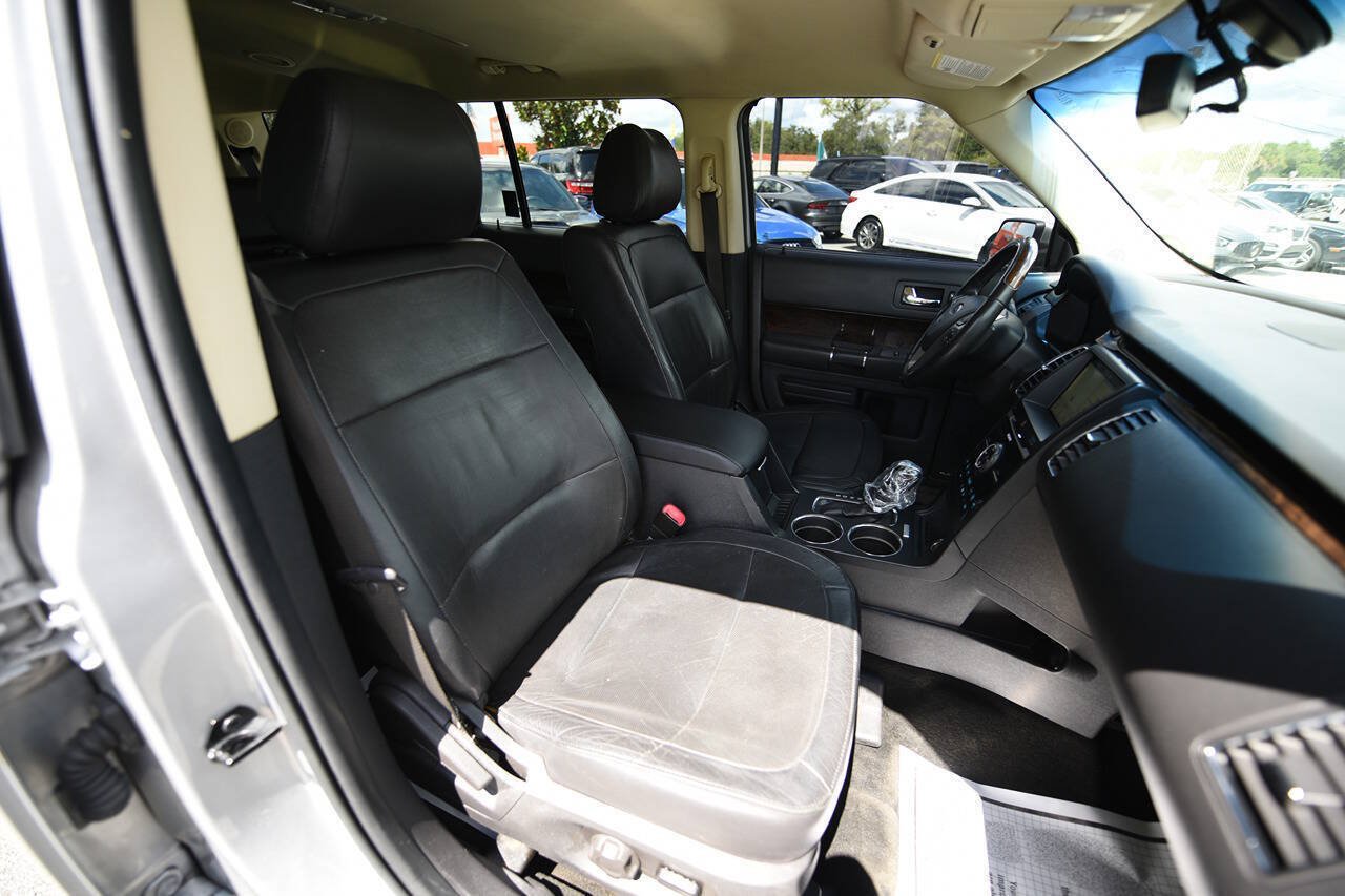 Used 2018 Ford Flex Limited FWD image 9