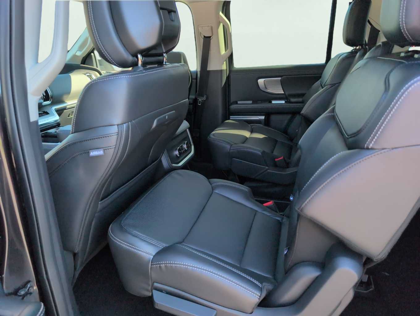 New 2026 Ford Expedition Max Platinum AWD/4WD image 22