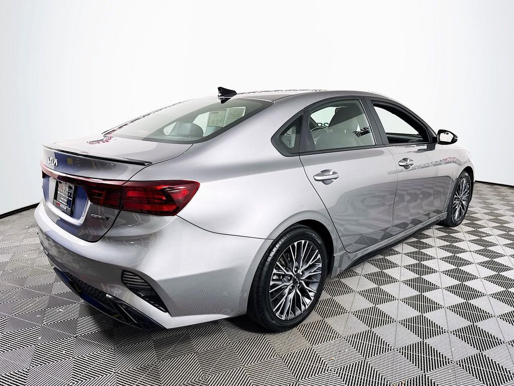 Used 2023 Kia Forte GT-Line w/ GT-Line Premium Package image 7