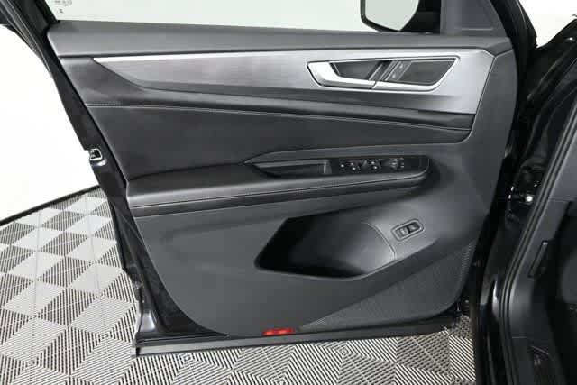 New 2026 Volkswagen Atlas Cross Sport SE FWD image 30