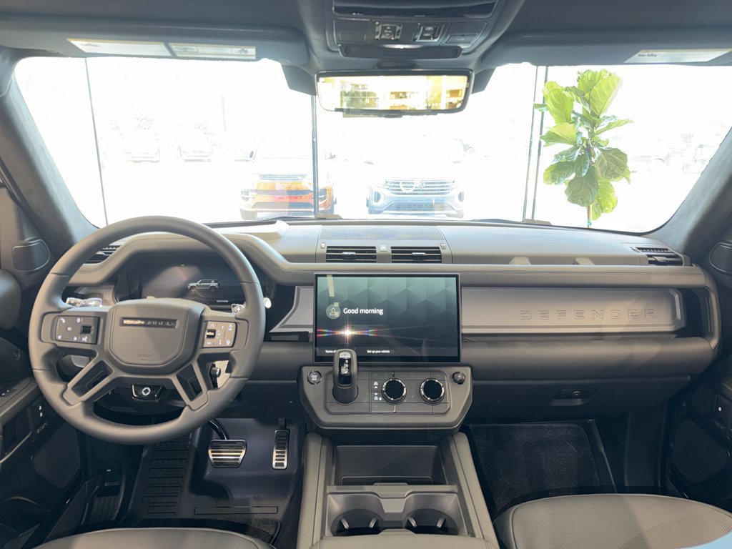 New 2026 Land Rover Defender 110 OCTA AWD/4WD image 18