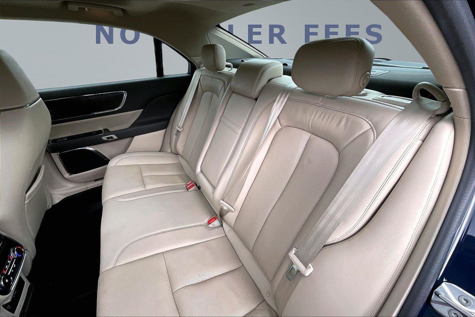 Used 2019 Lincoln Continental Reserve AWD/4WD image 22