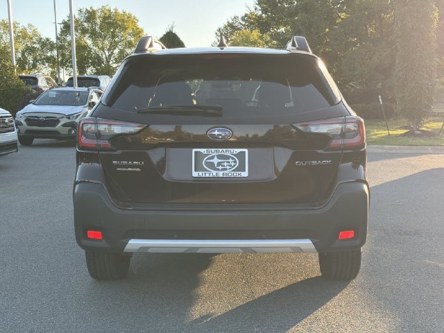 Used 2024 Subaru Outback Limited AWD/4WD image 4