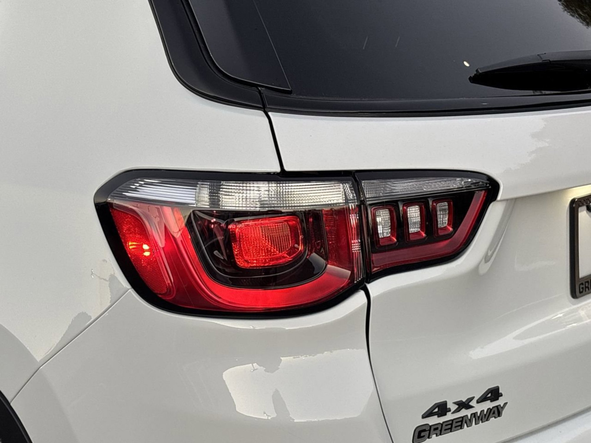 New 2026 Jeep Compass Latitude image 24