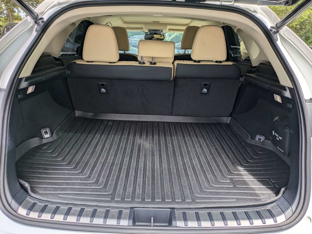 Used 2018 Lexus NX 300h AWD w/ Comfort Package image 14