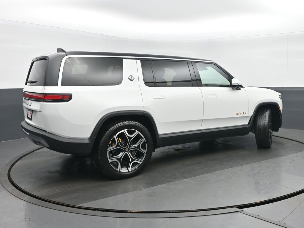 Used 2024 Rivian R1S Adventure AWD/4WD image 3
