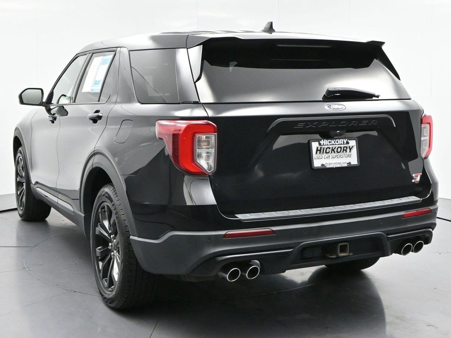 Used 2022 Ford Explorer ST AWD/4WD image 6