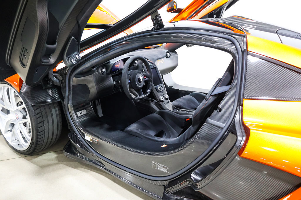 Used 2014 McLaren P1 RWD image 31