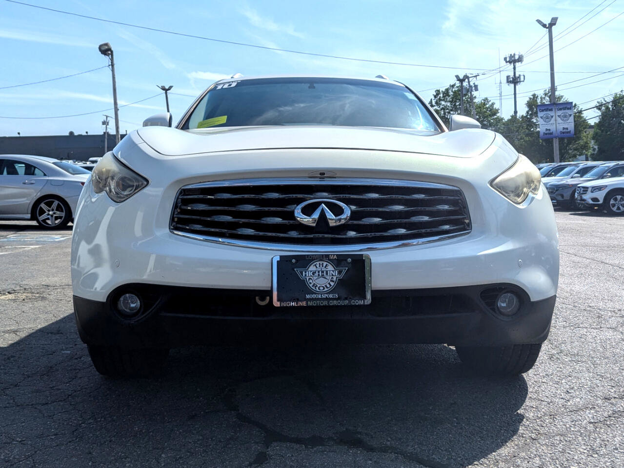 Used 2010 INFINITI FX35 AWD w/ Navigation Pkg image 4