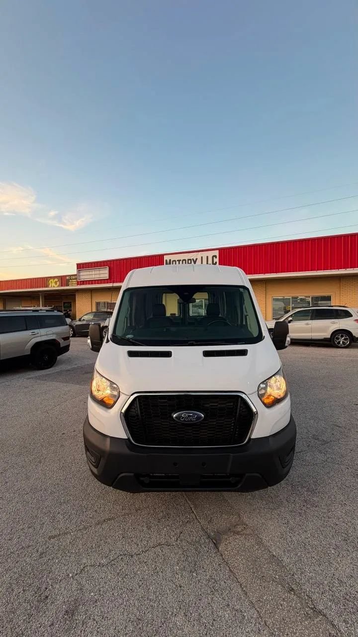 Used 2020 Ford Transit 250 Medium Roof AWD w/ Load Area Protection Package image 4