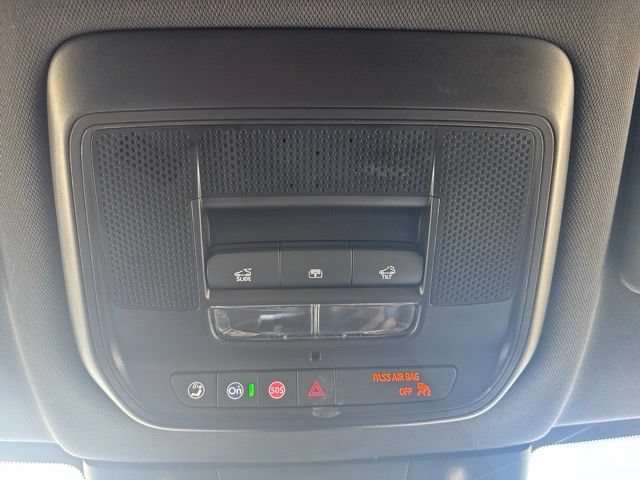 New 2026 Chevrolet Equinox EV LT AWD/4WD image 9