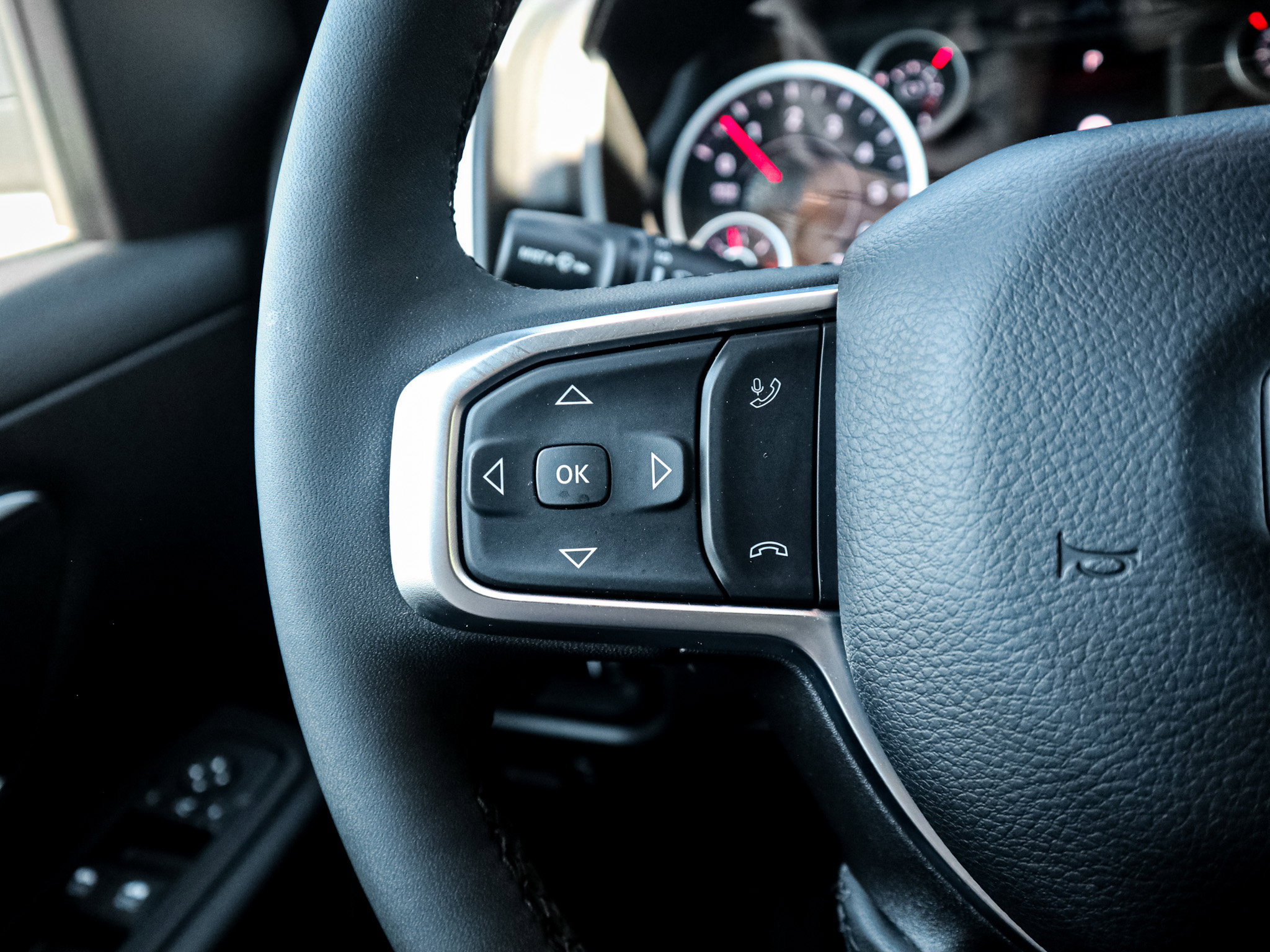 Used 2025 RAM 1500 Big Horn AWD/4WD image 19
