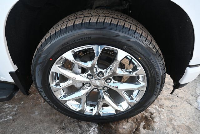 Used 2022 Chevrolet Silverado 1500 High Country w/ Technology Package image 11