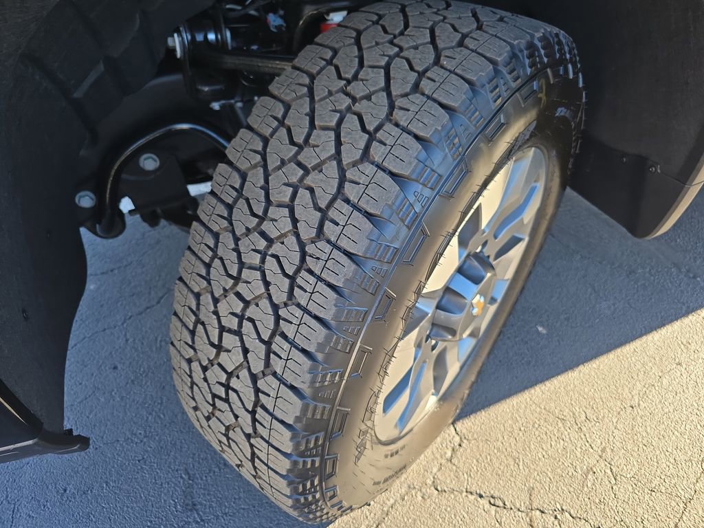 New 2026 Chevrolet Silverado 2500 Custom w/ Custom Value Package image 32