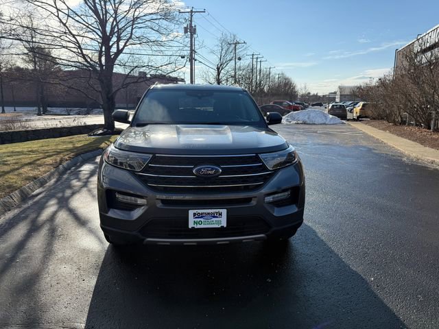 Used 2022 Ford Explorer XLT w/ Equipment Group 202A image 8