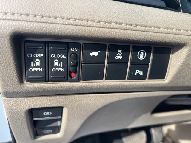 Used 2023 Honda Odyssey Elite image 20