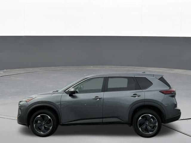 Used 2024 Nissan Rogue SV AWD/4WD image 8