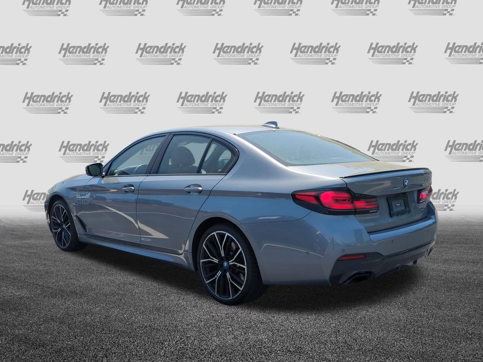 Certified 2023 BMW 530e w/ M Sport Package RWD image 8