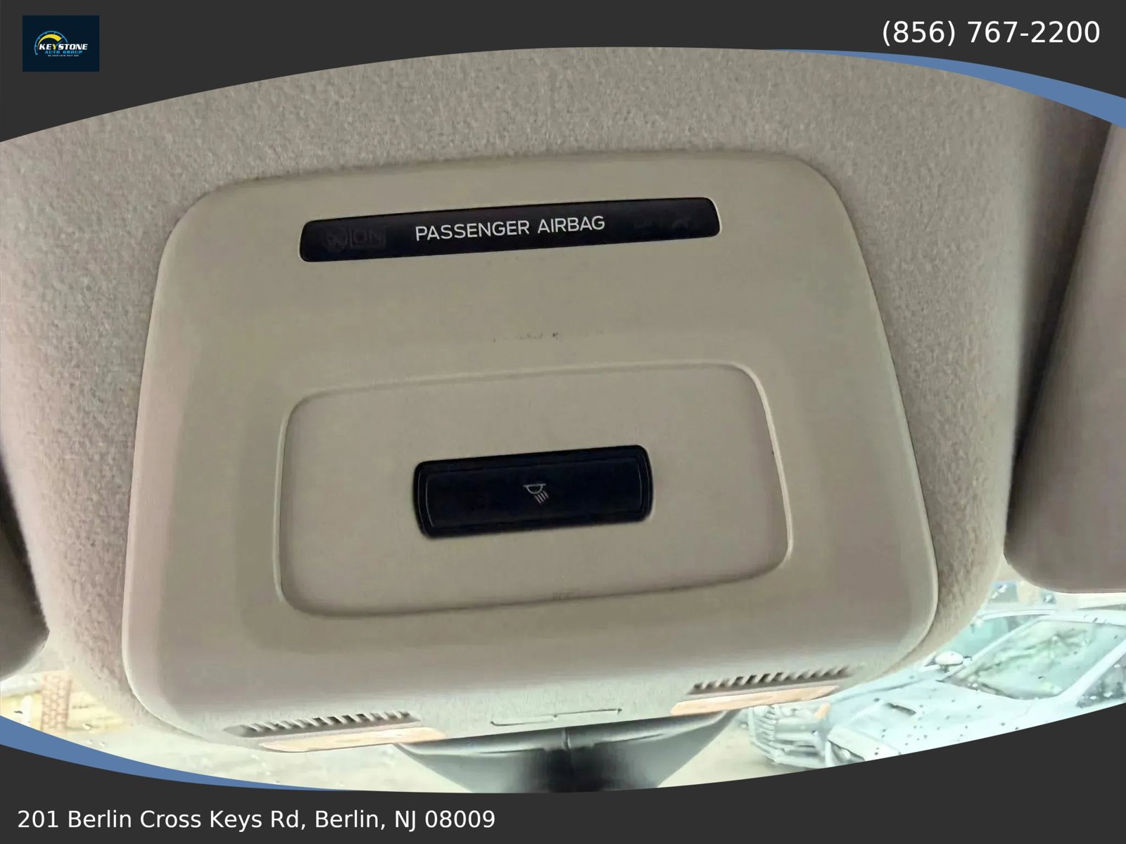 Used 2022 Ford Transit 250 148 High Roof AWD image 32