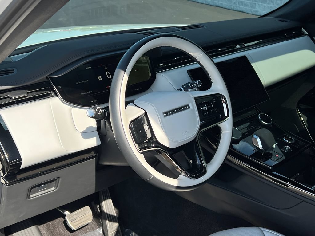Used 2023 Land Rover Range Rover Sport SE Dynamic AWD/4WD image 15