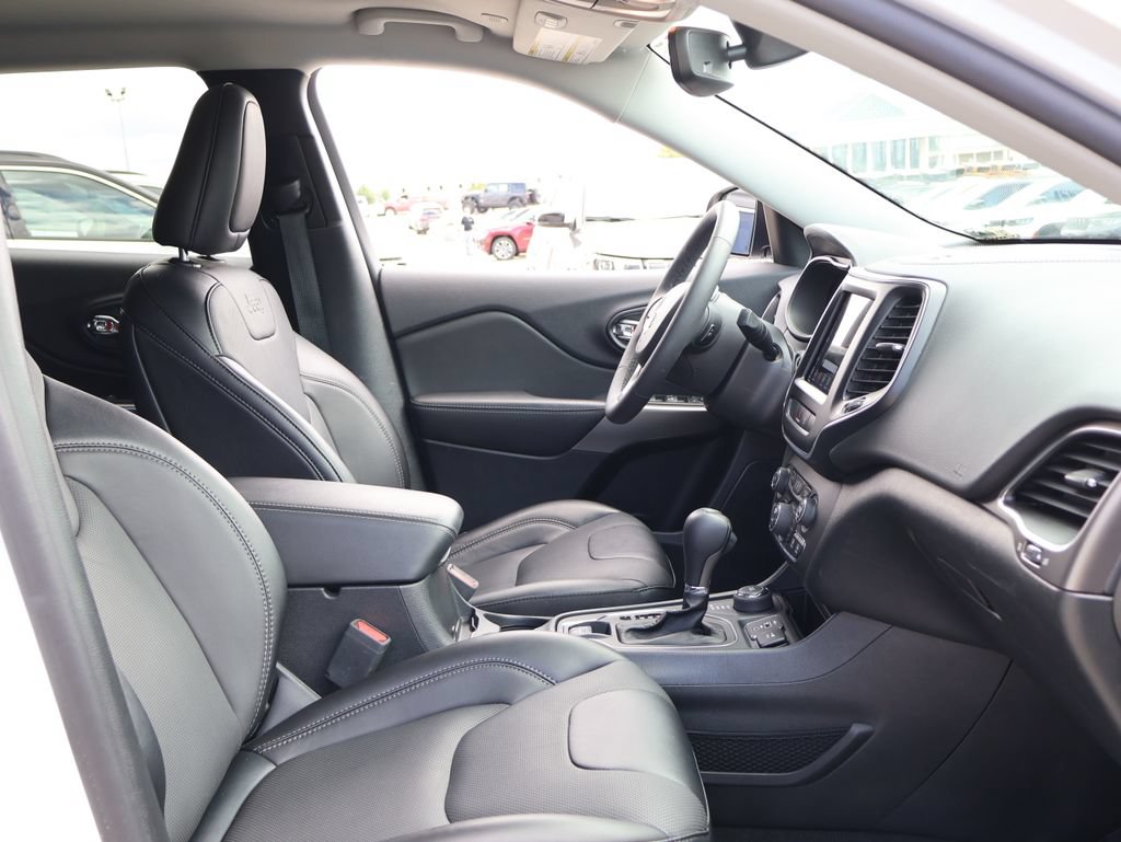 Used 2022 Jeep Cherokee Latitude Lux AWD/4WD image 8