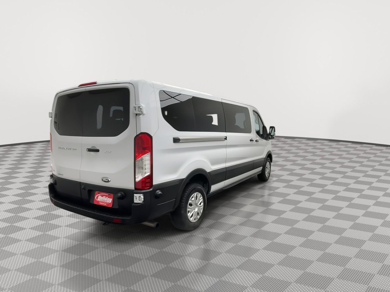 Certified 2024 Ford Transit 350 XLT RWD image 34