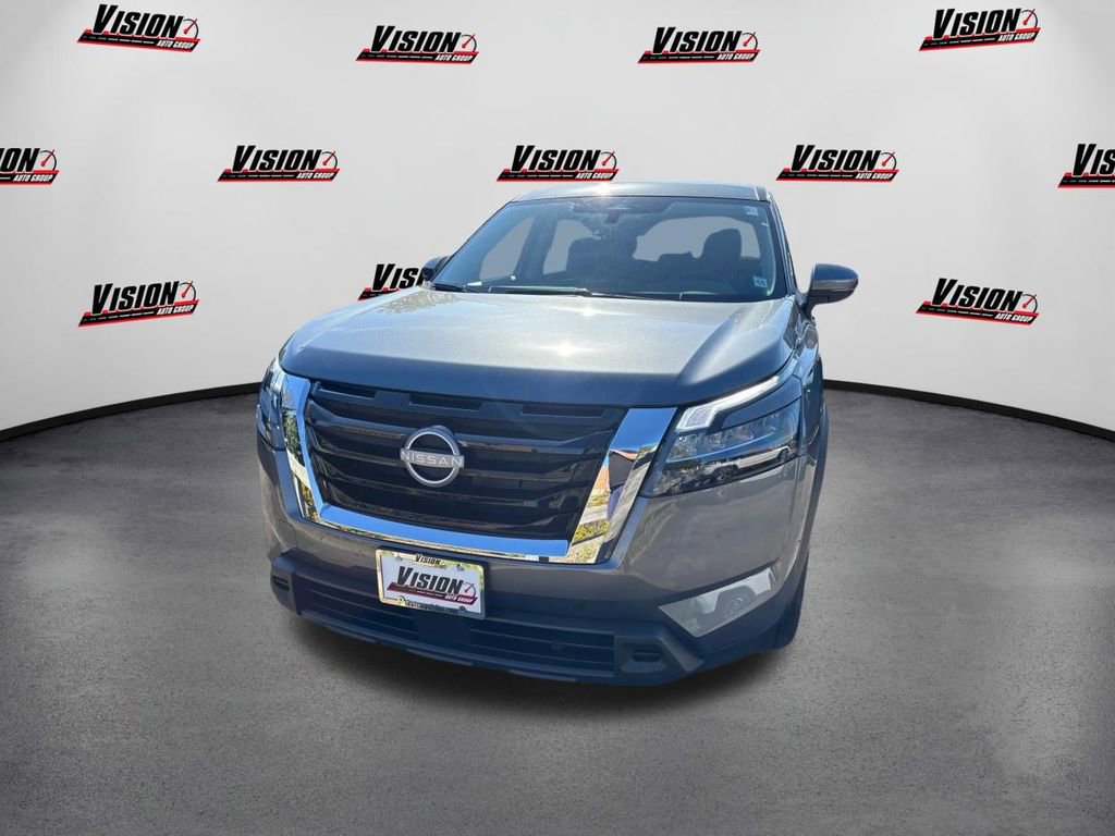 New 2025 Nissan Pathfinder SV video 2