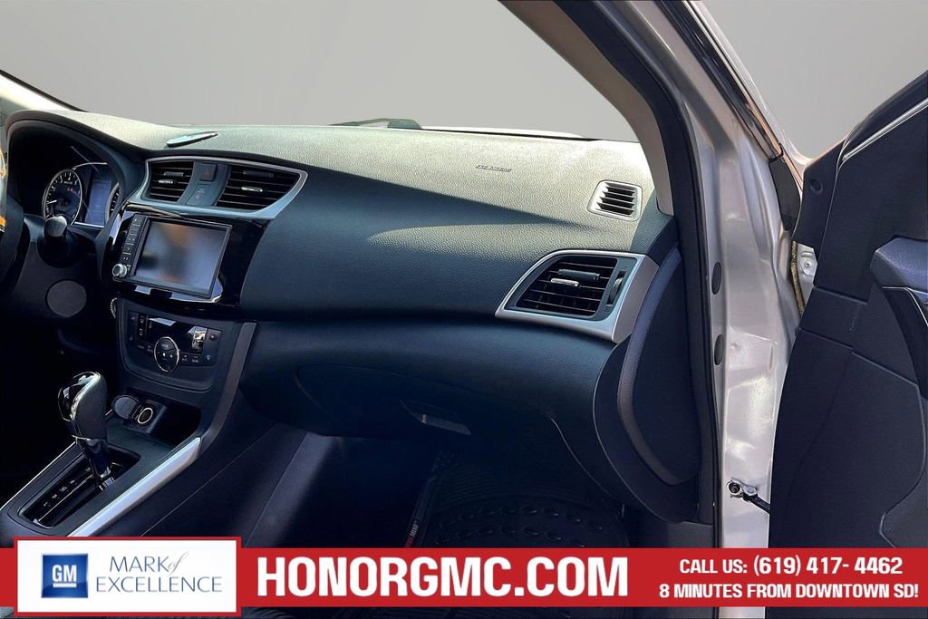 Used 2019 Nissan Sentra SV FWD image 25