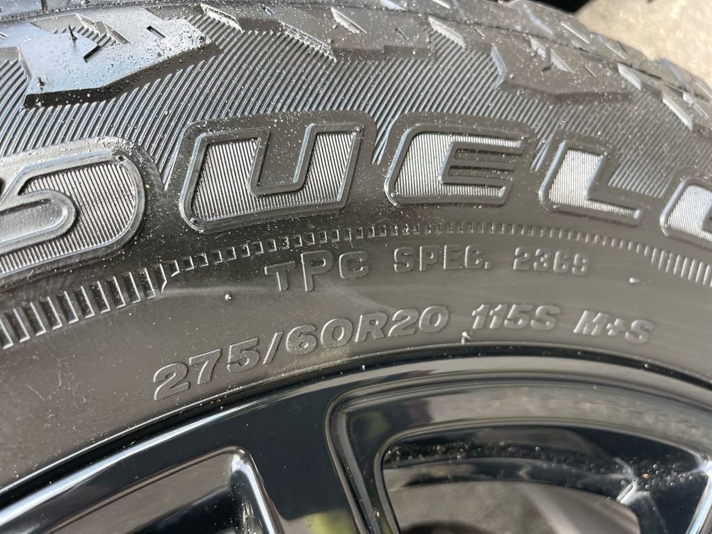 Used 2023 GMC Sierra 1500 Elevation image 34