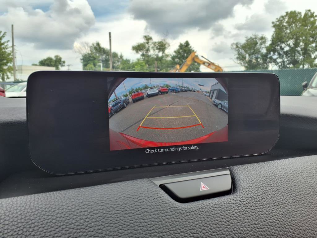 Certified 2024 MAZDA CX-90 Plug-In Hybrid w/ Preferred image 32