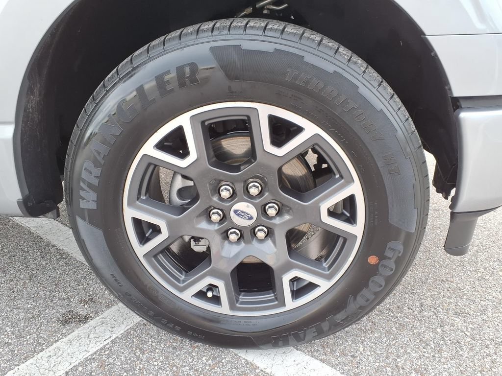 Used 2024 Ford F150 STX RWD image 9