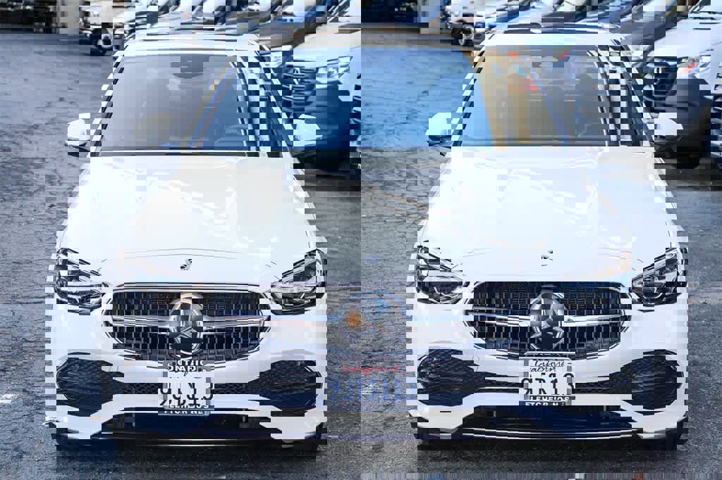 Used 2023 Mercedes-Benz C 300 Sedan image 2