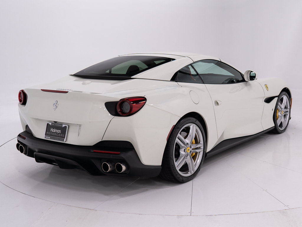 Used 2020 Ferrari Portofino RWD image 14