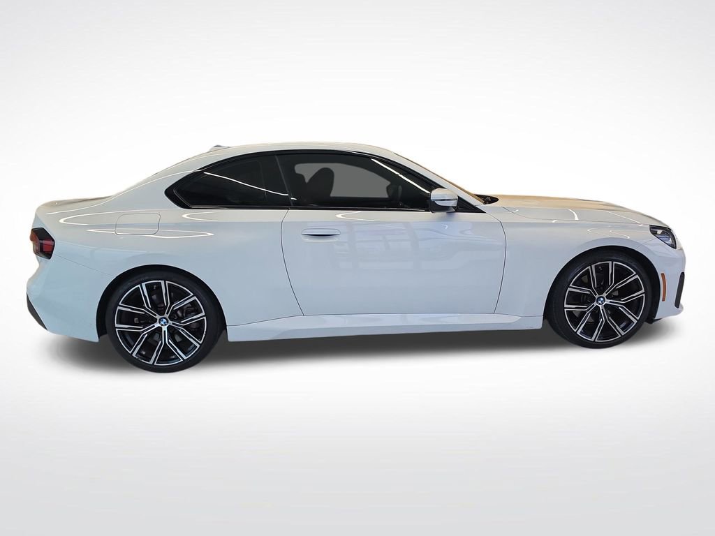Used 2024 BMW 230i Coupe w/ Convenience Package RWD image 8