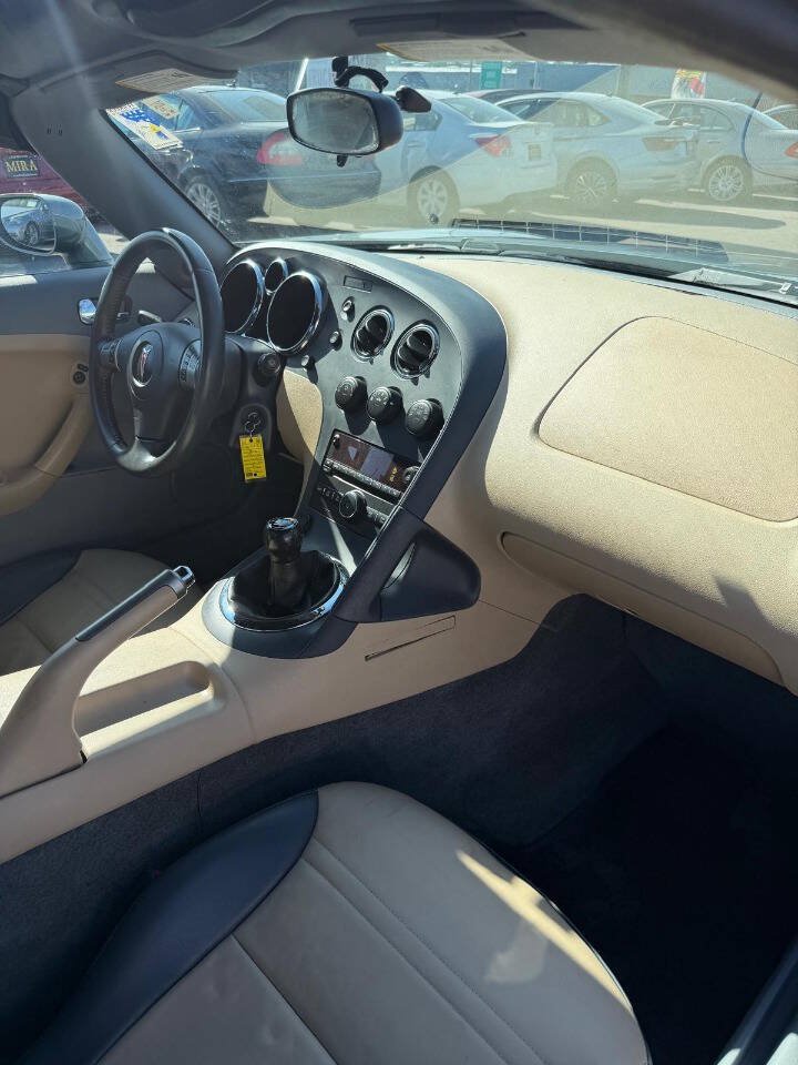 Used 2006 Pontiac Solstice Convertible w/ Premium Package RWD image 21