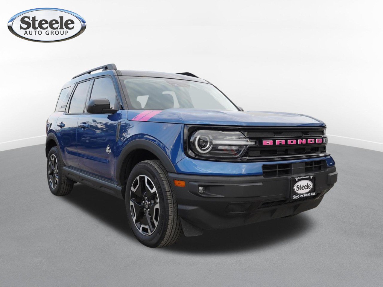 Used 2024 Ford Bronco Sport Outer Banks w/ Tech Package AWD/4WD image 3