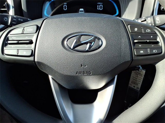 New 2026 Hyundai Venue SE image 13
