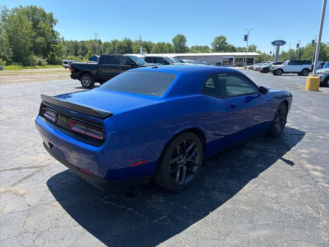 Used 2022 Dodge Challenger R/T w/ Blacktop Package RWD image 7