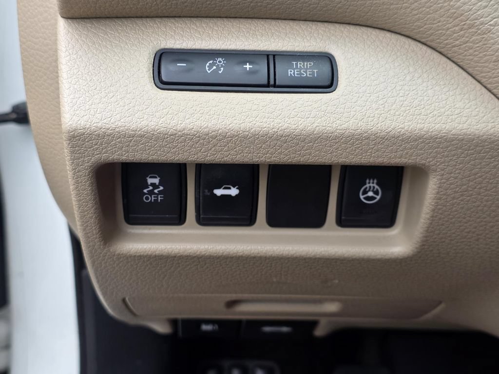 Used 2015 Nissan Altima 2.5 SL w/ Moonroof Package FWD image 19