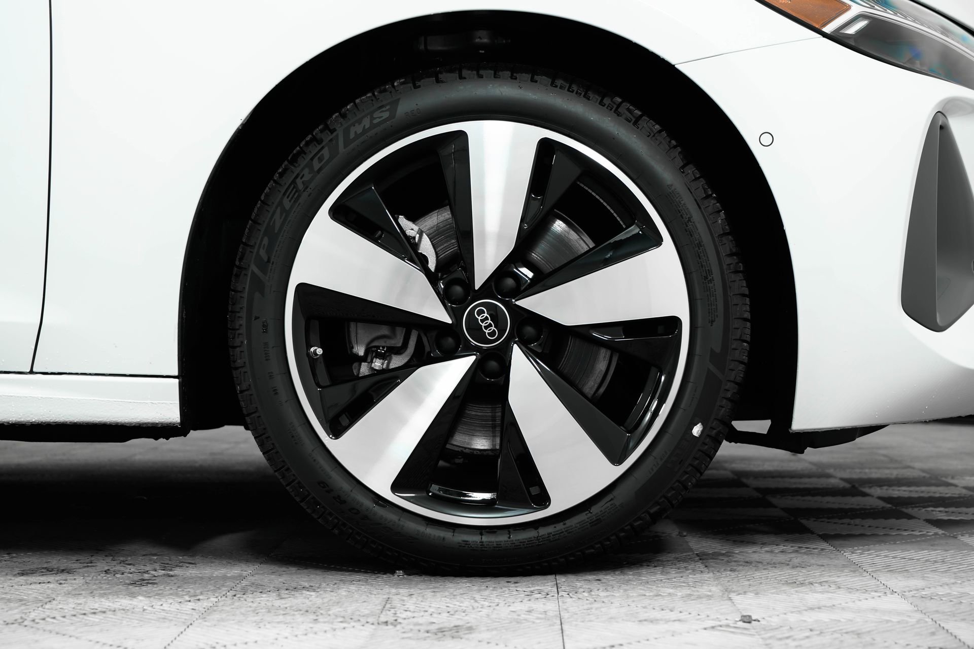 New 2025 Audi A5 2.0T Premium Plus image 9