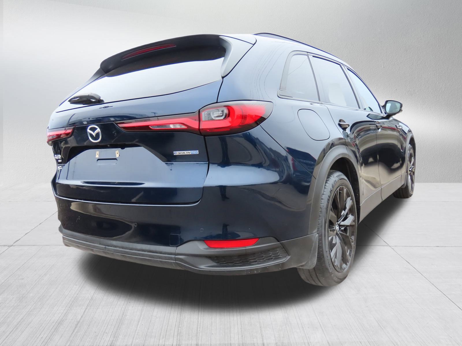 Certified 2025 MAZDA CX-90 Plug-In Hybrid w/Premium Sport image 7