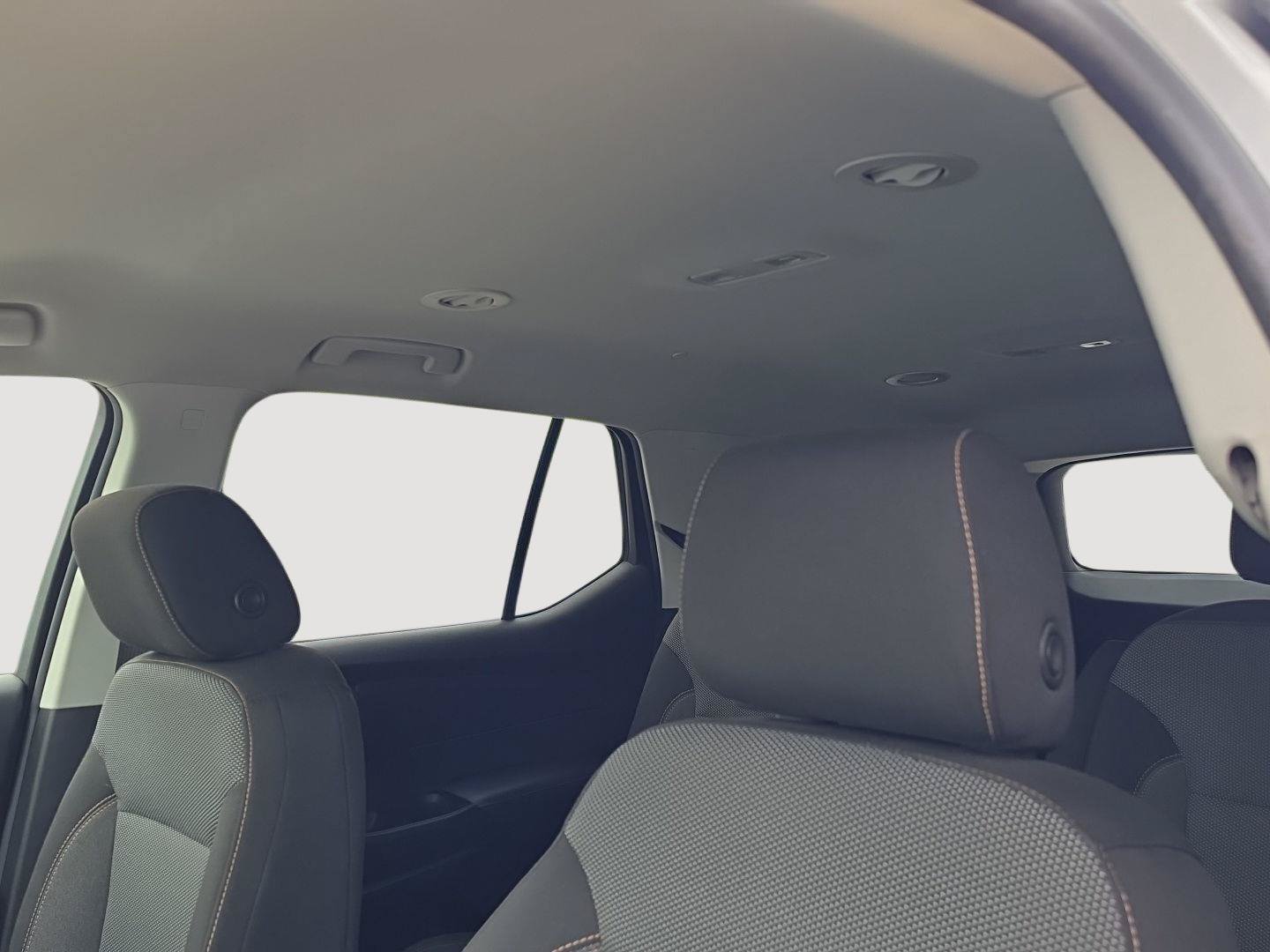 Used 2018 Chevrolet Traverse LT FWD image 8