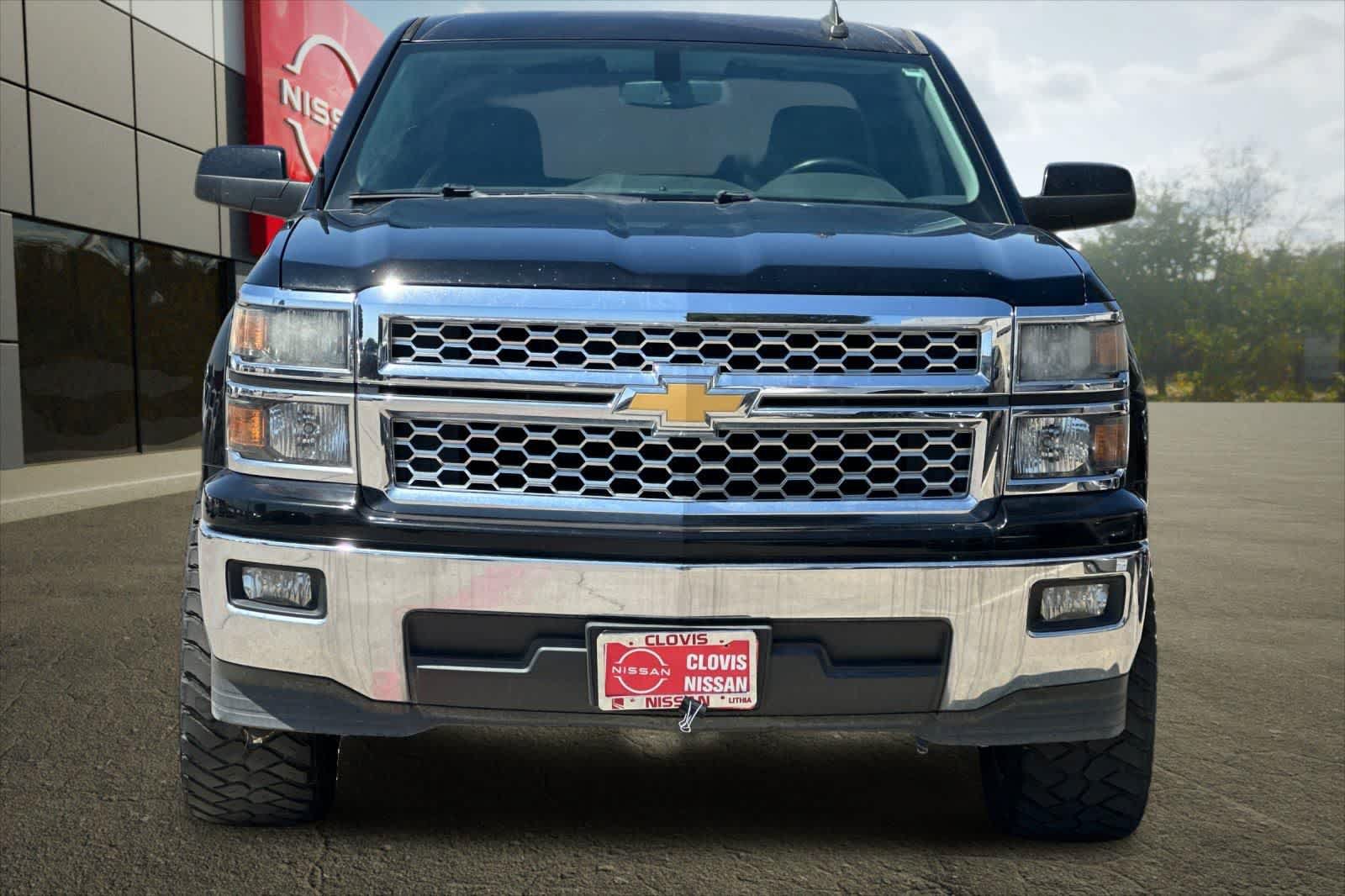 Used 2015 Chevrolet Silverado 1500 LT w/ LT Convenience Package RWD image 11