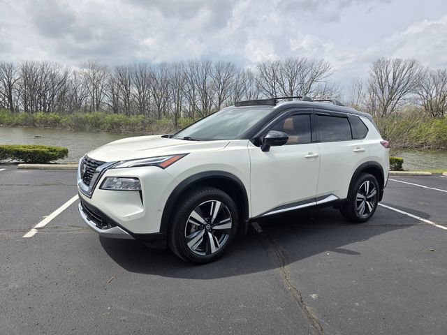 Used 2021 Nissan Rogue Platinum image 8