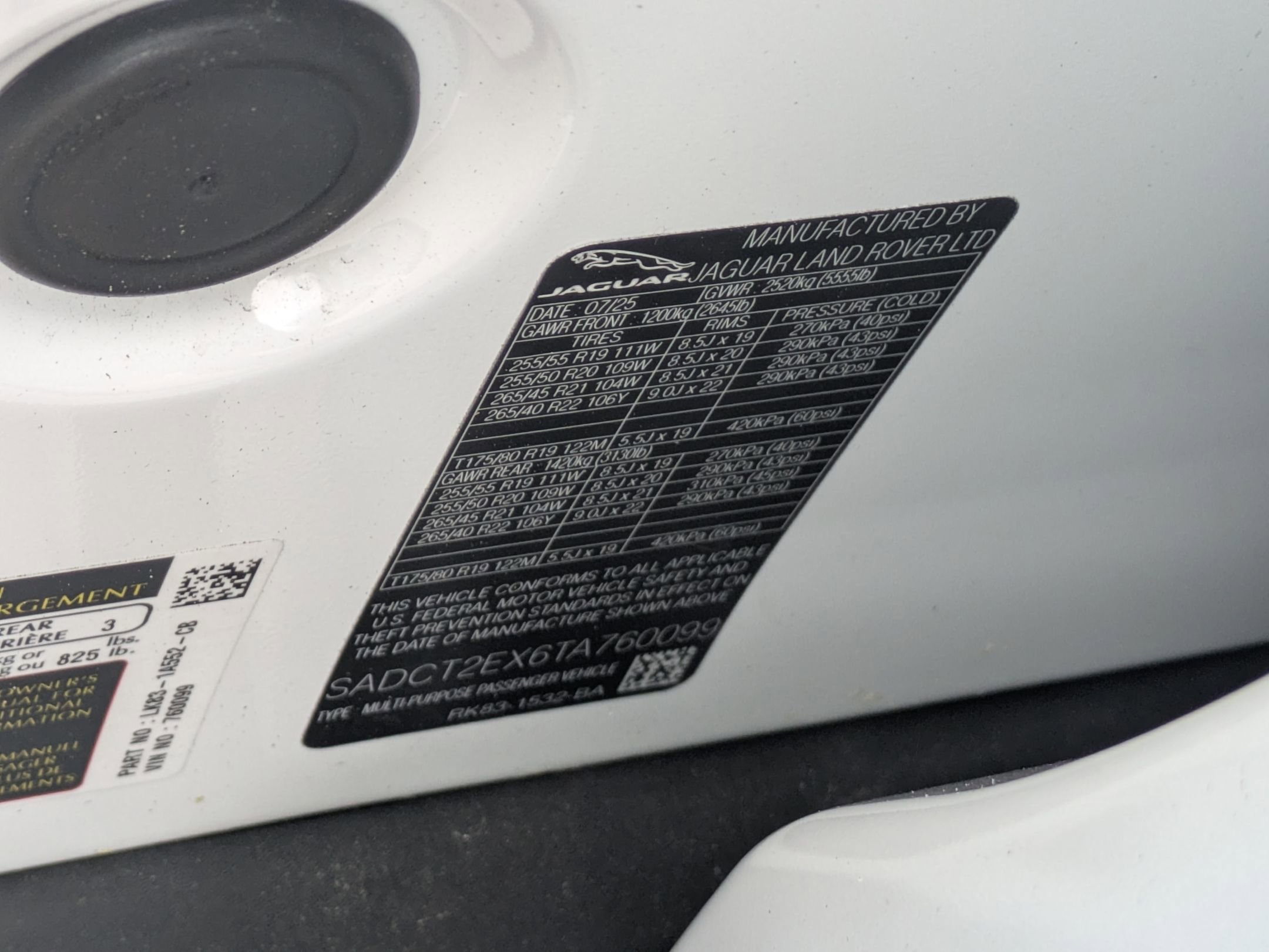 New 2026 Jaguar F-PACE R-Dynamic S image 35