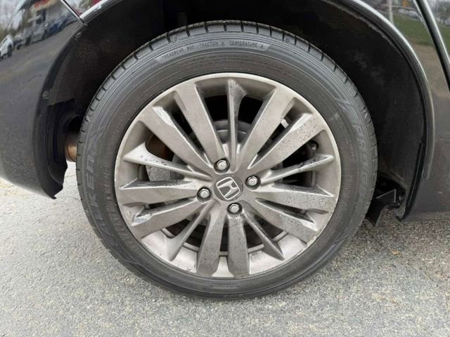 Used 2015 Honda Fit EX image 17