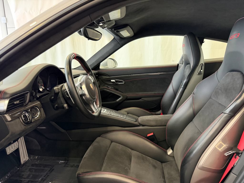 Certified 2015 Porsche 911 GT3 RWD image 5