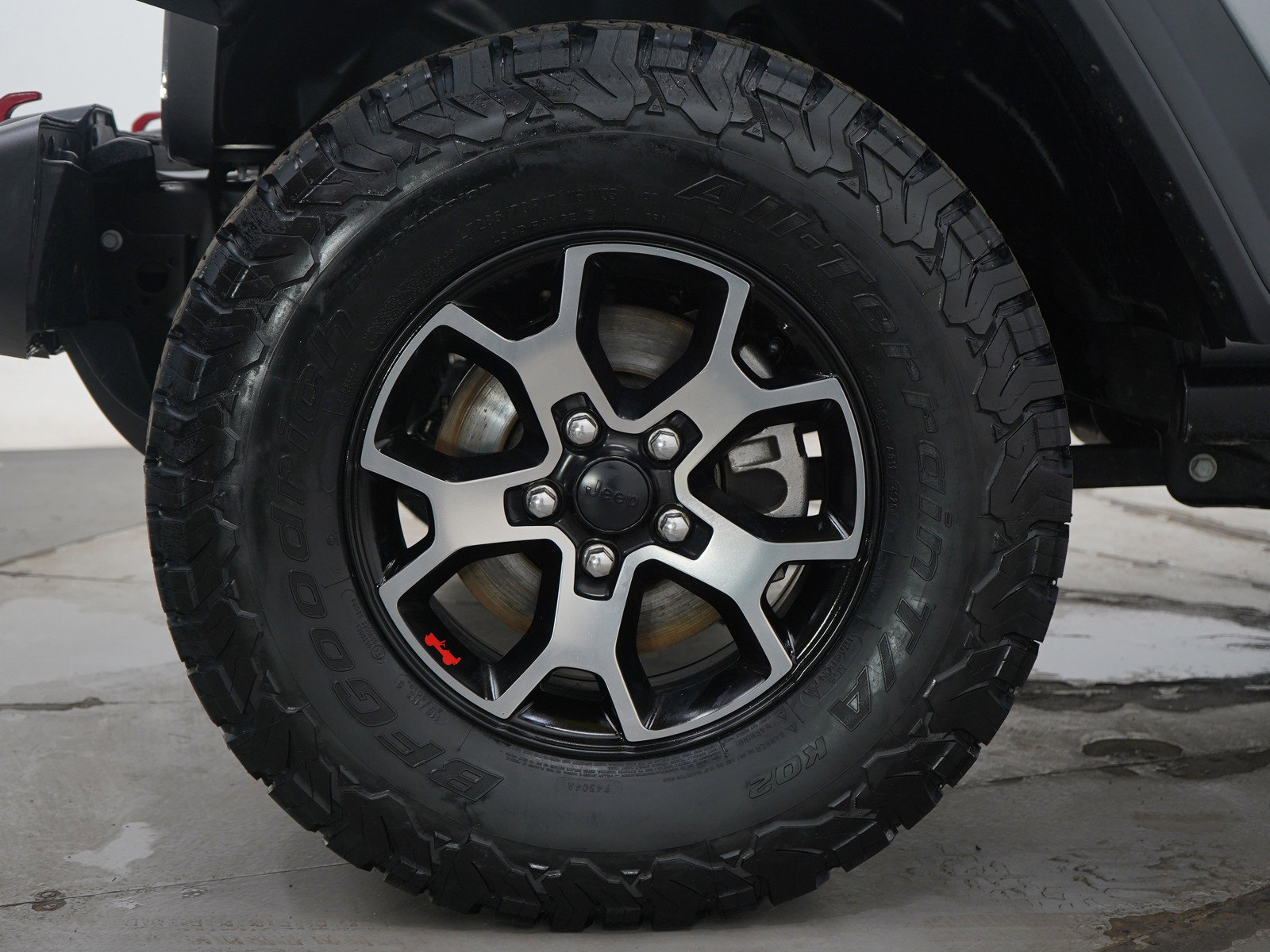 Used 2018 Jeep Wrangler Unlimited Rubicon image 30