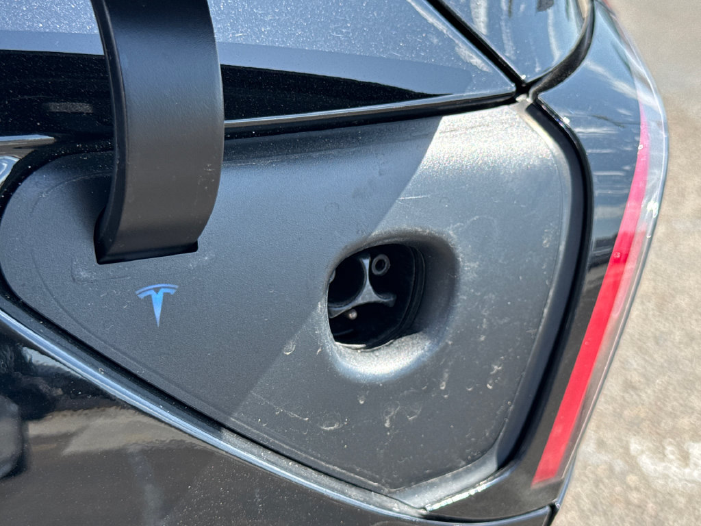 Used 2019 Tesla Model 3 Standard Range Plus RWD image 10