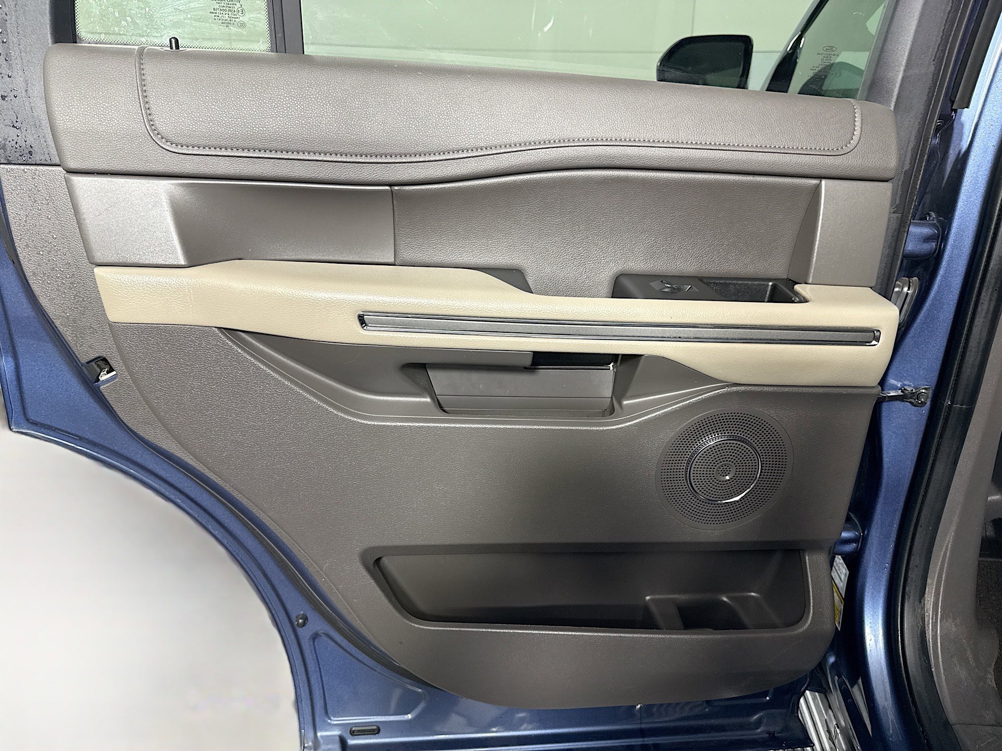 Used 2020 Ford Expedition XLT w/ Equipment Group 202A image 26